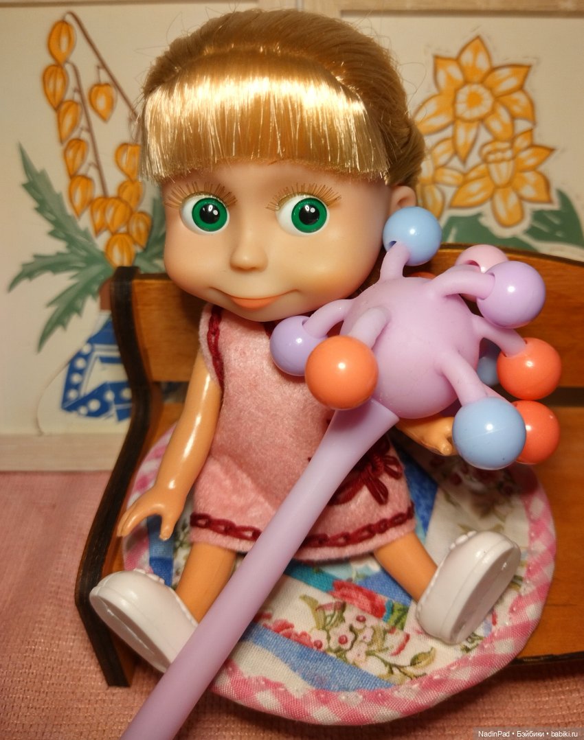 Маша и смешная ручка — Куклы Маша и Медведь (Simba): Маша в кармашке (фото 3)