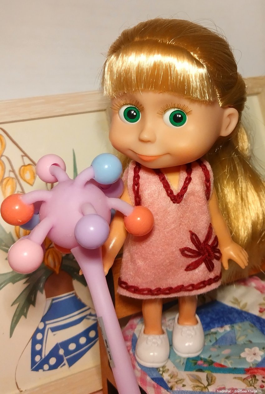 Маша и смешная ручка — Куклы Маша и Медведь (Simba): Маша в кармашке (фото 9)