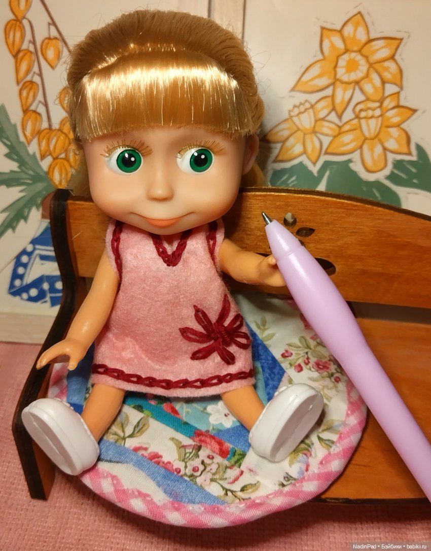 Маша и смешная ручка — Куклы Маша и Медведь (Simba): Маша в кармашке (фото 2)