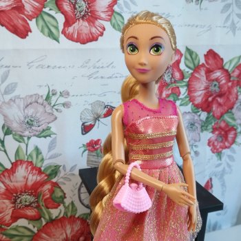 Новые наряды для Рапунцель