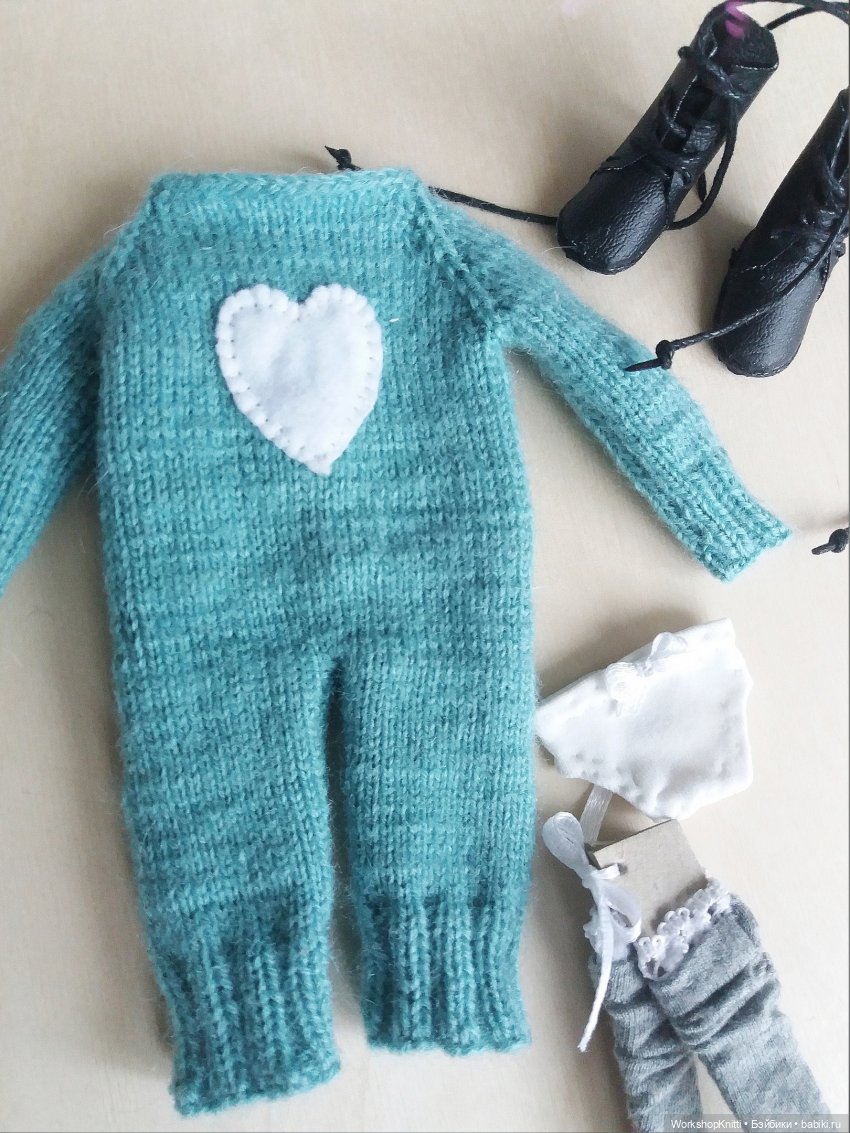 Комплект одежды для куклы Блайз