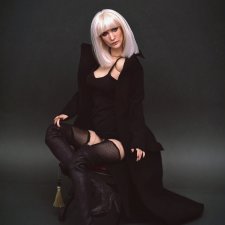 Атомная блондинка Моника от Ольги Фальковой