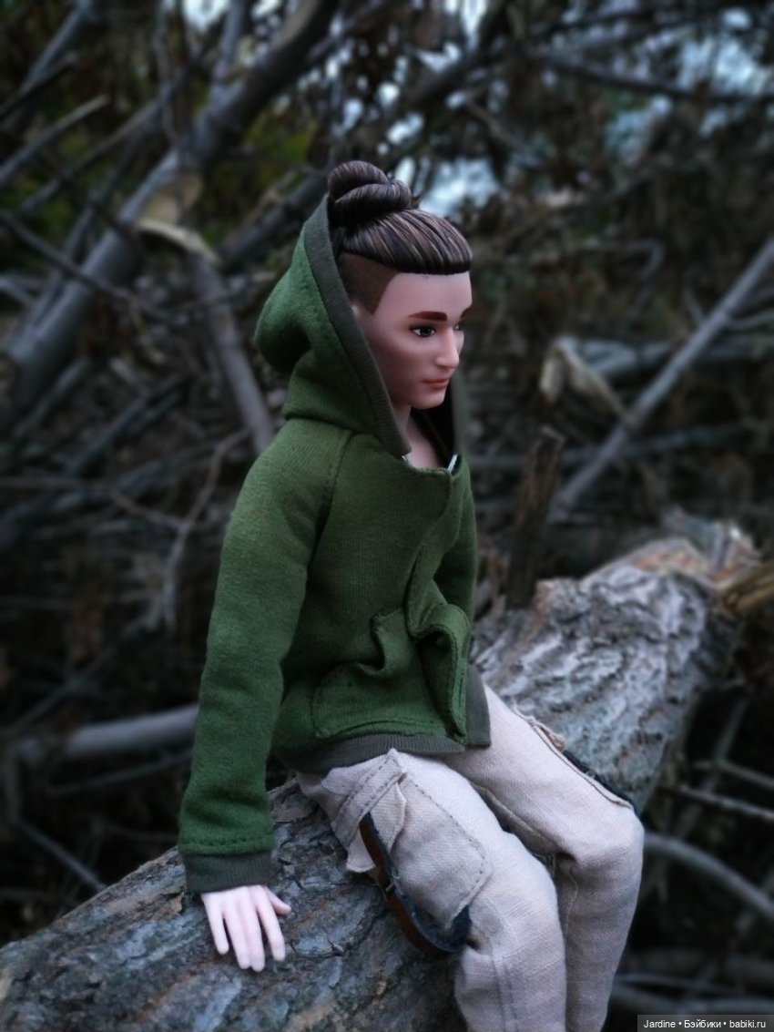 худи, майка и брюки карго для Кена