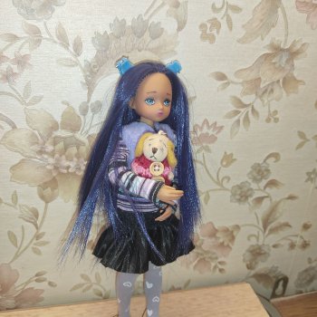 Новинкая, гибрид ( хочешь новую куколку, сделай сам)