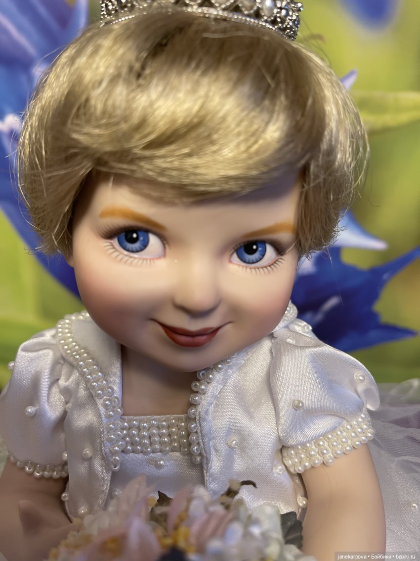 Две Дианы — Фарфоровые куклы Franklin Mint (Франклин Минт): портретные (фото 3)