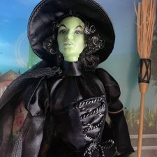 Кукла 'Злая ведьма Запада' (Wicked Witch of The West)