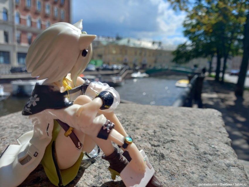 Марико Канабэ — Зарисовки из кукольной жизни: фотоистории