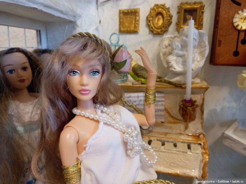 Очень приятно, царица — Зарисовки из кукольной жизни: фотоистории