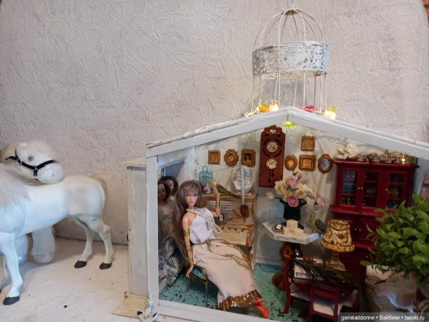 Очень приятно, царица — Зарисовки из кукольной жизни: фотоистории
