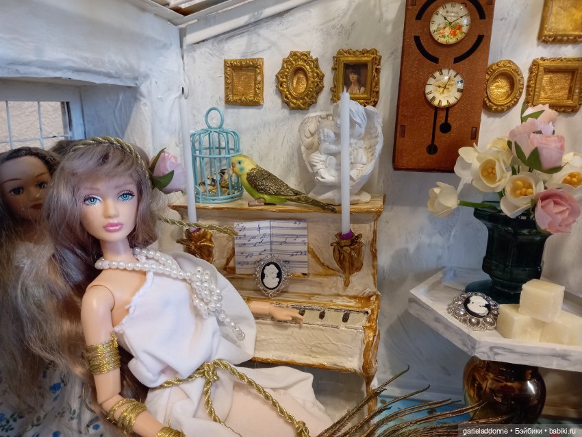 Очень приятно, царица — Зарисовки из кукольной жизни: фотоистории