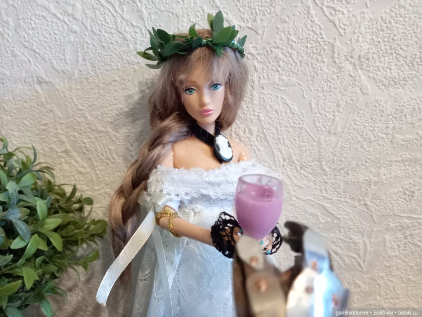 Бокал вина — Зарисовки из кукольной жизни: фотоистории