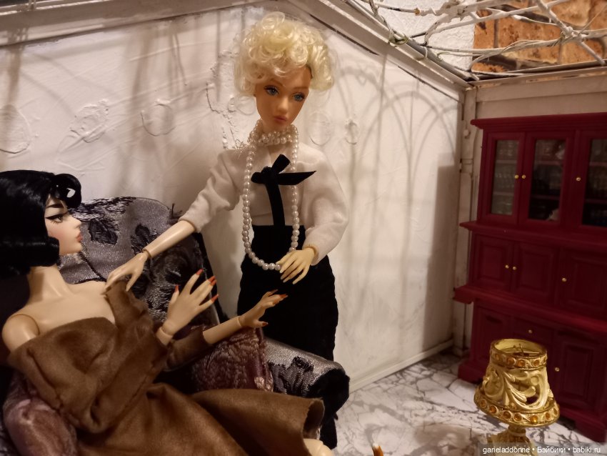 Тени старого дома — Румбоксы и кукольные интерьеры: фото