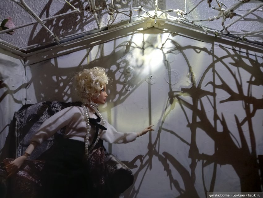 Тени старого дома — Румбоксы и кукольные интерьеры: фото