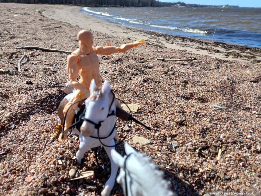 Virbnici 5 серия. Лошади на холмах