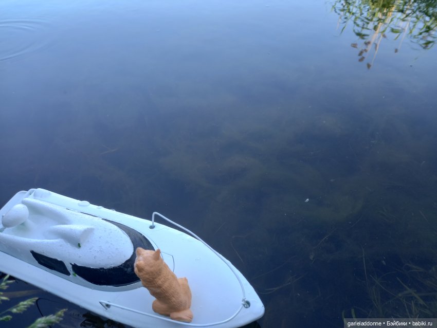 В лодке, не считая собаки | Бэйбики В лодке, не считая собаки