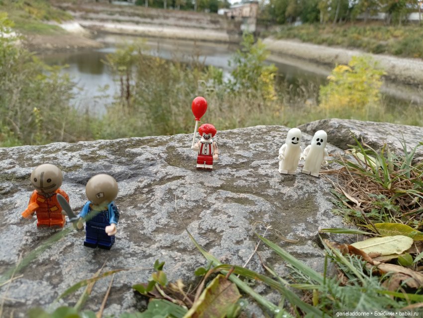 Цирк уехал...А клоуны — Lego Friends (Лего Френдс) и мини (фото 2)