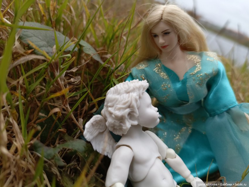 Падение Предвестника — Зарисовки из кукольной жизни: фотоистории