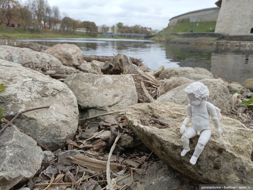 Падение Предвестника — Зарисовки из кукольной жизни: фотоистории