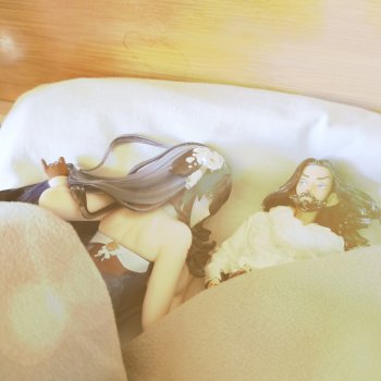 Там над рекою есть высокий яр