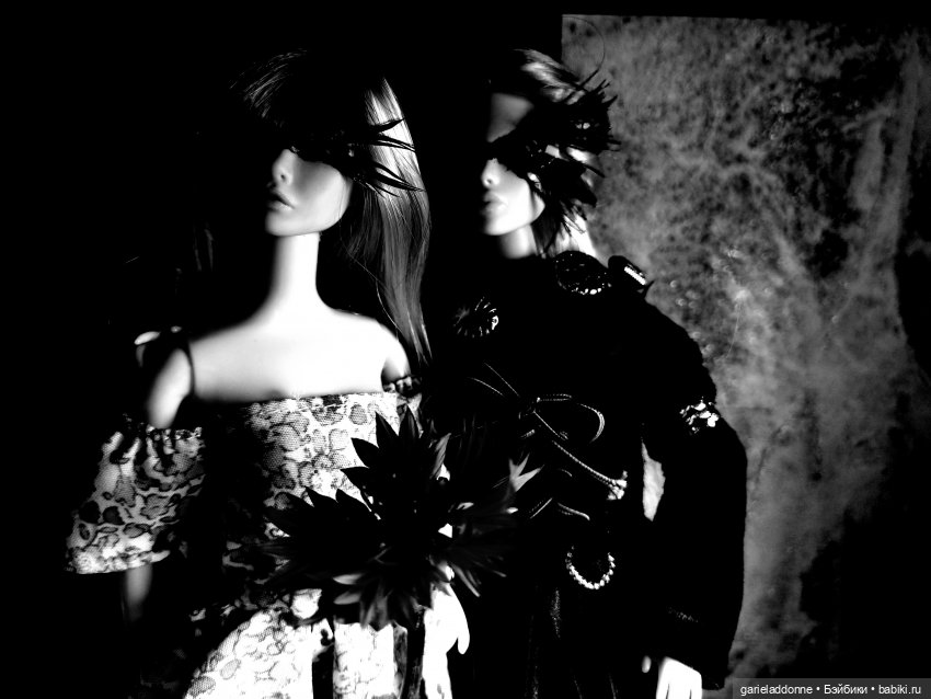 Темное стекло — Кукольные фотоистории и сериалы: комиксы