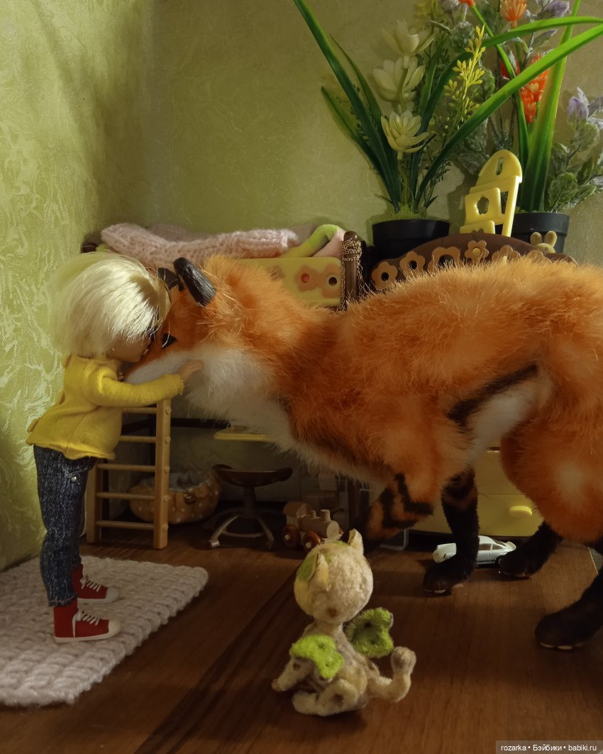 Мальчик и Лис. И грифон Ася