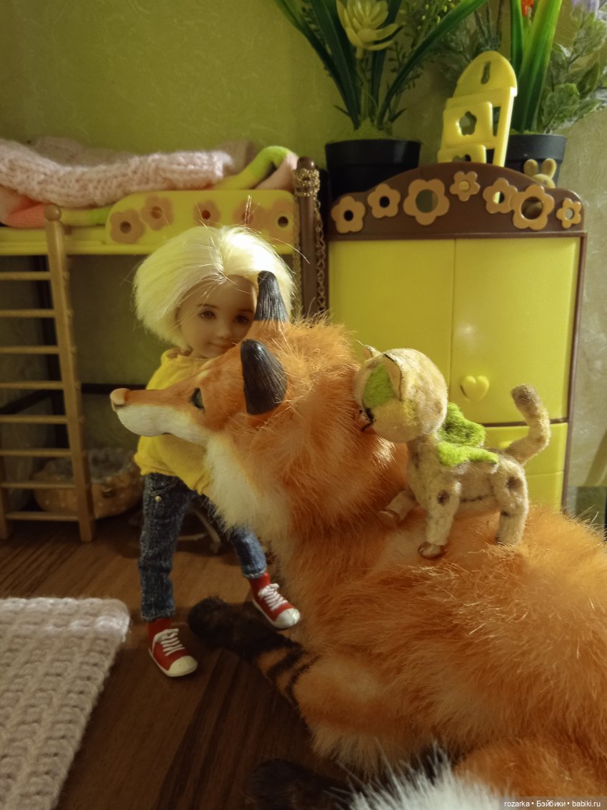 Мальчик и Лис. И грифон Ася