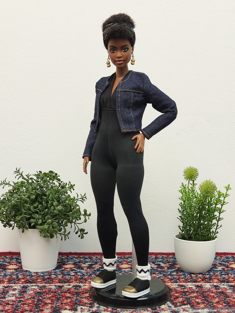 Знакомство с 1:6 | Бэйбики Знакомство с 1:6 — Куклы Barbie (Барби): Looks (фото 5)