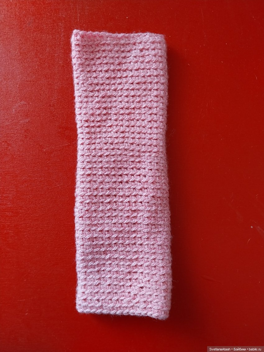 Простое платье для куклы, вязанное крючком (мастер класс)