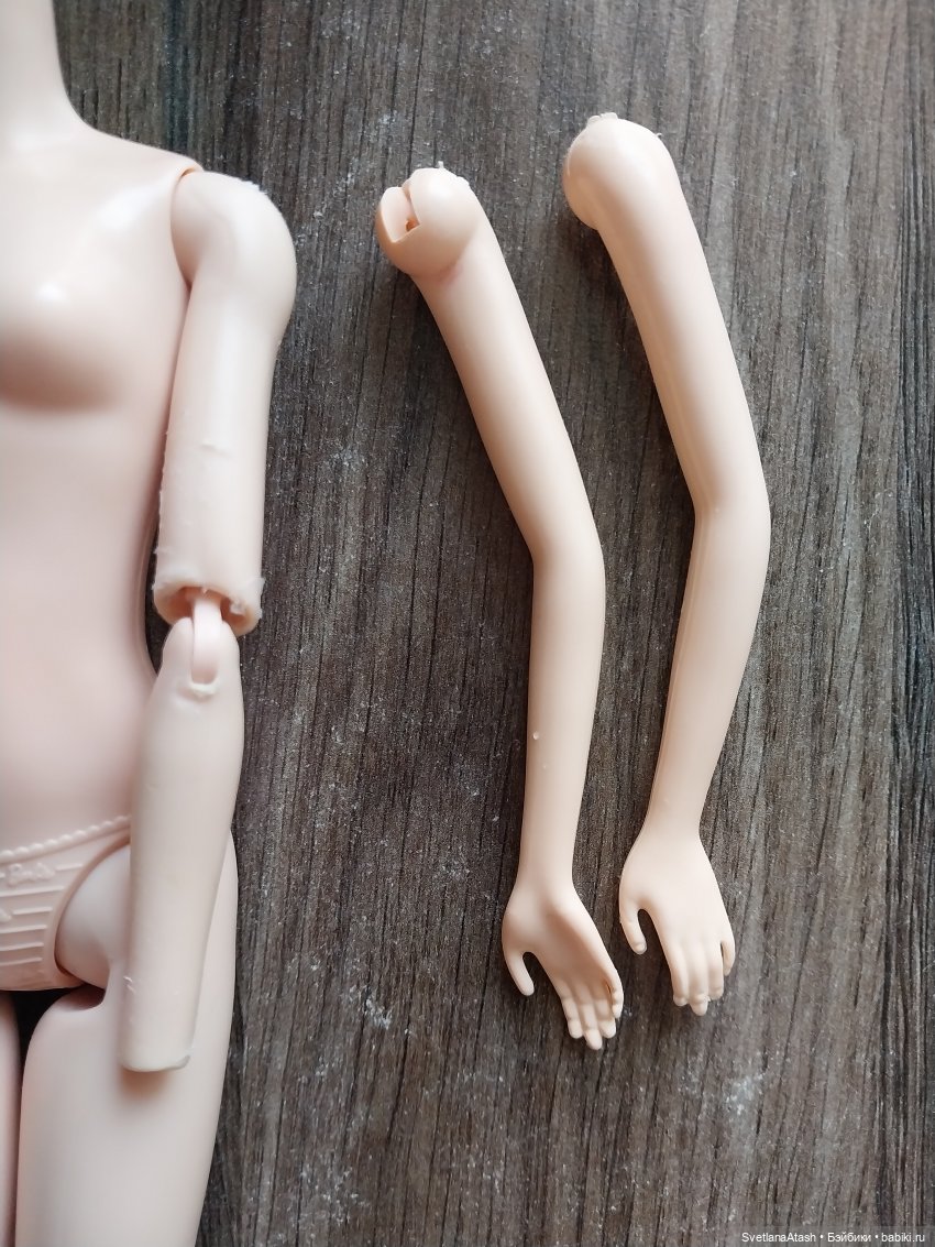 Смена тел у нескольких Барби