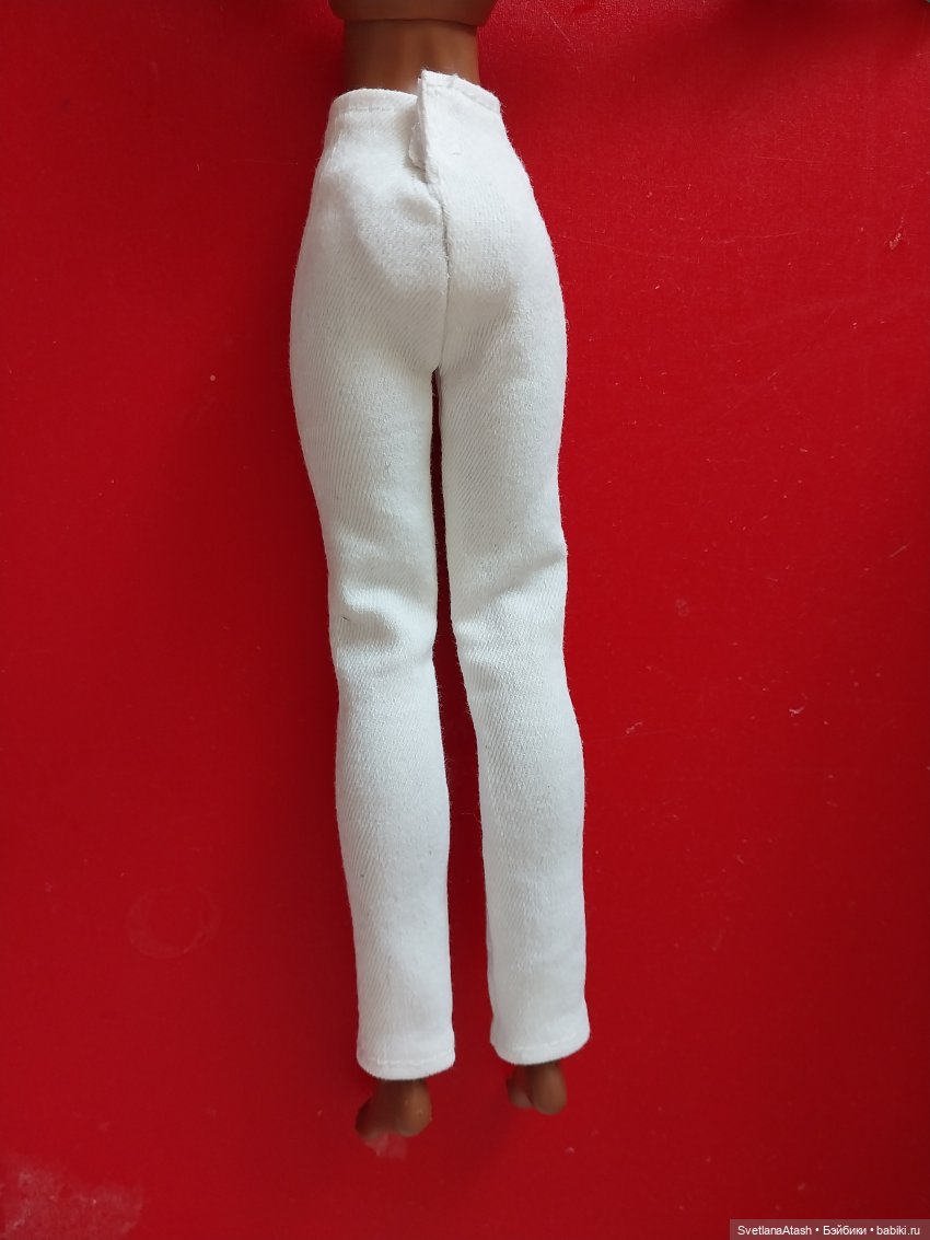 Куклы дочек подруги приходили лечиться + выкройка брюк и безрукавной блузки на куклу Hasbro Super girls