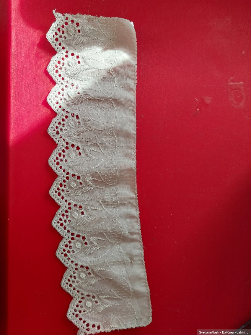 Простое платье для небольших кукол