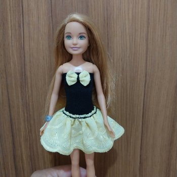 Простое платье для небольших кукол