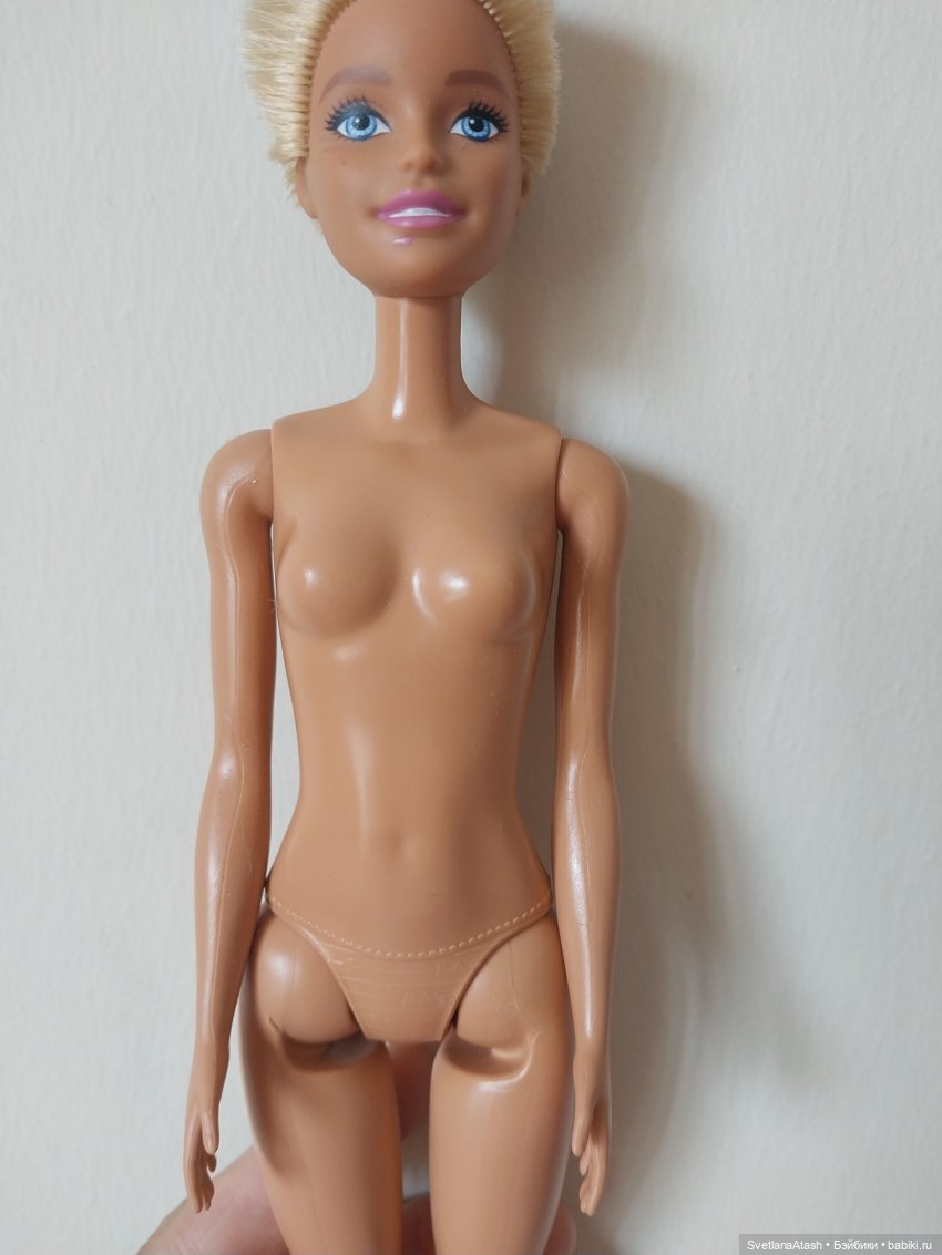 Не все Барби носят длинные волосы (фото 4)