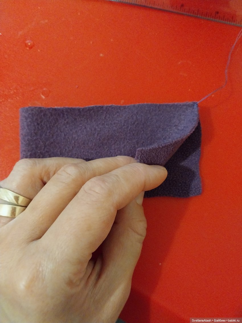 Как сшить простую кофту для кукол (фото 2)