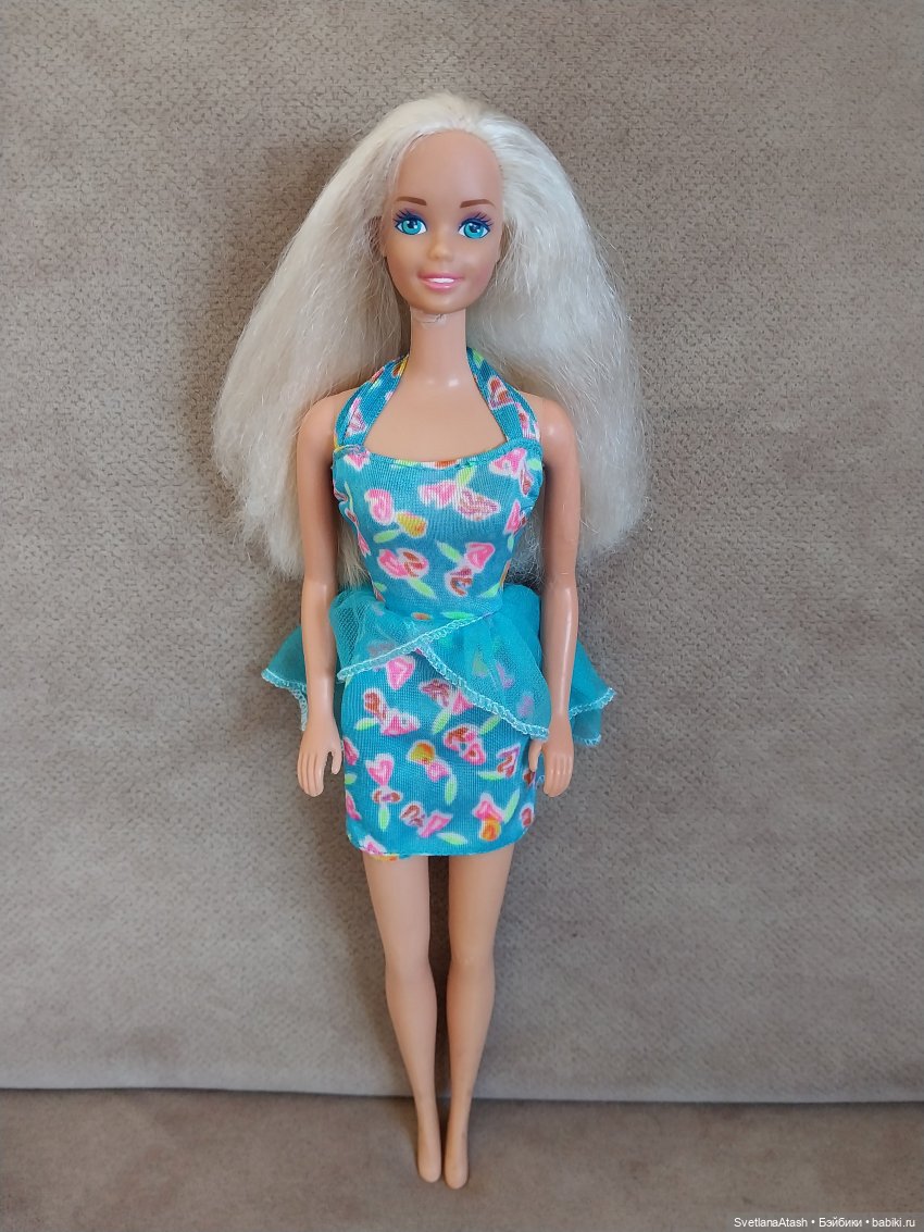 Две плюс одна, которых в топик объединило платье