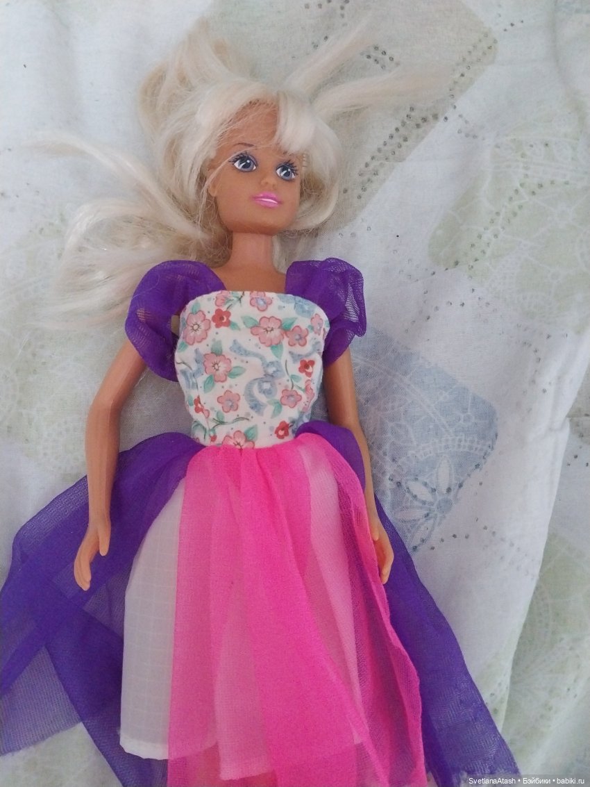 Две плюс одна, которых в топик объединило платье (фото 5)