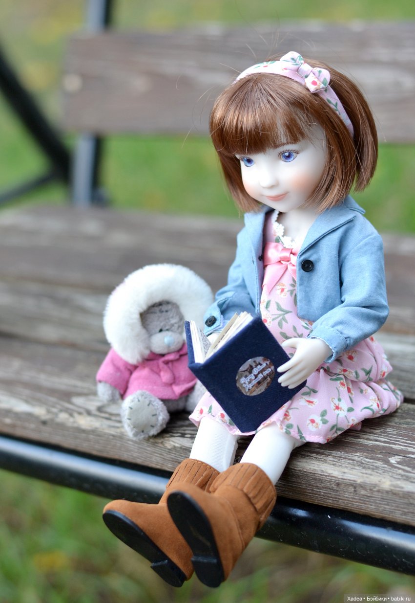 Маленькая прогулка — Куклы Ruby Red (Руби Ред) Fashion Friends: Siblies (фото 5)