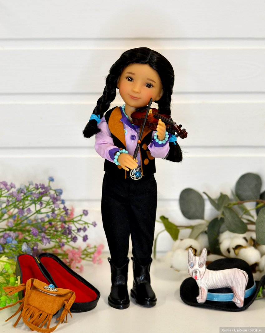 Ruby Red Вайнона — Куклы Ruby Red (Руби Ред) Fashion Friends: Siblies (фото 5)