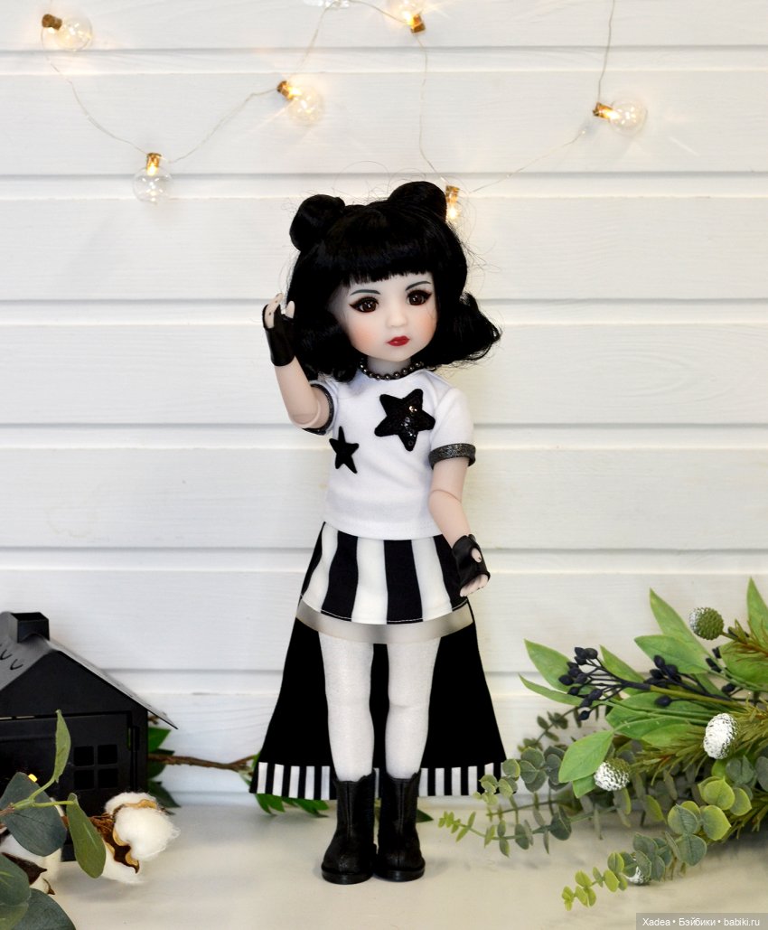 Ruby Red Никки — Куклы Ruby Red (Руби Ред) Fashion Friends: Siblies