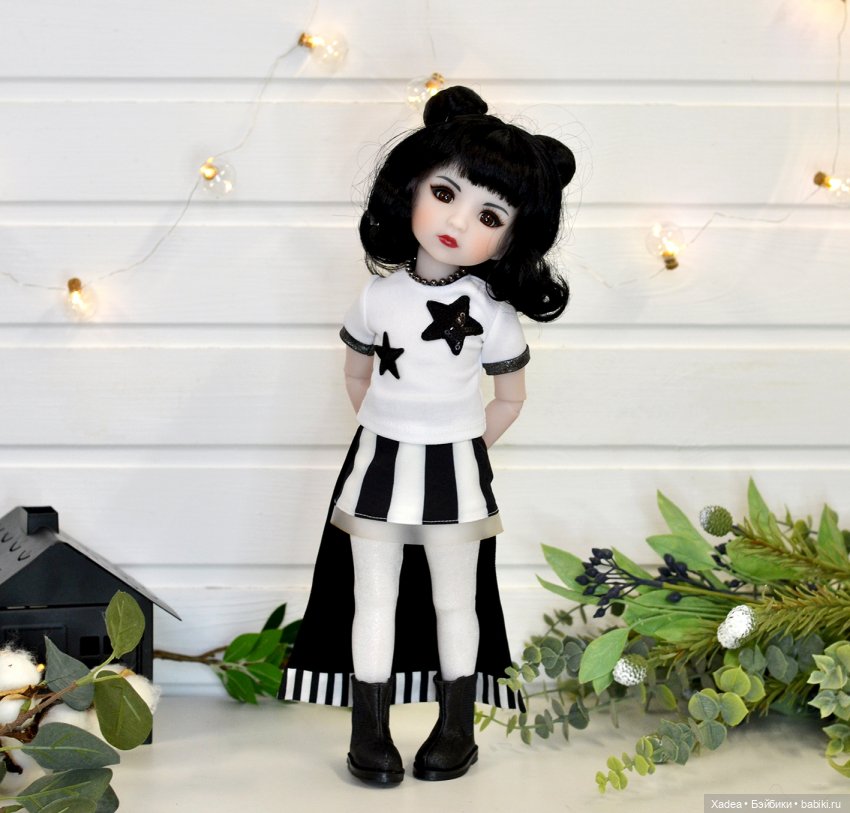 Ruby Red Никки — Куклы Ruby Red (Руби Ред) Fashion Friends: Siblies (фото 6)