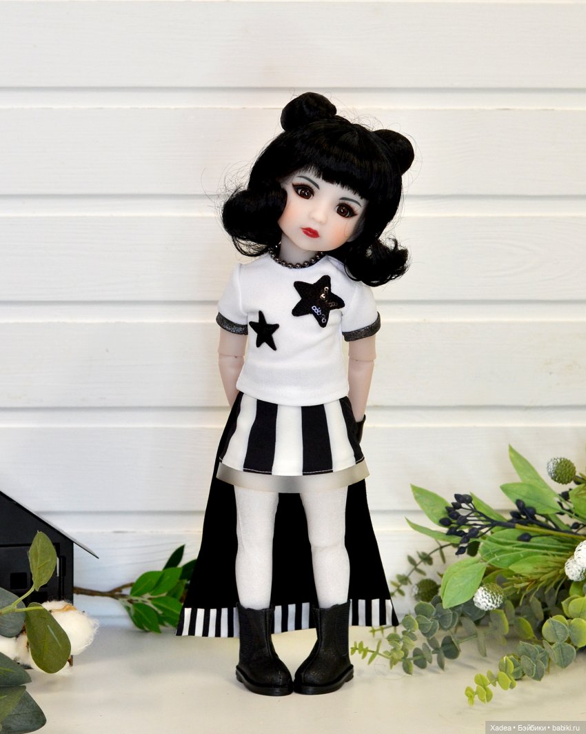 Ruby Red Никки — Куклы Ruby Red (Руби Ред) Fashion Friends: Siblies