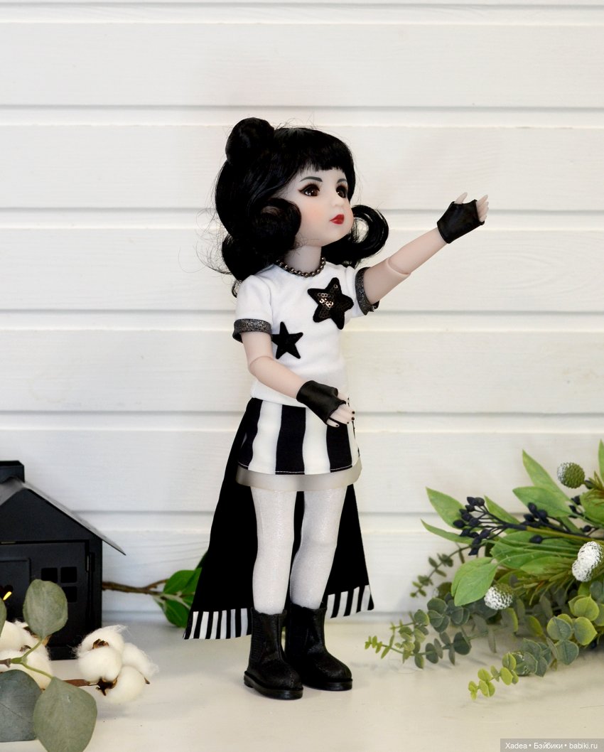 Ruby Red Никки — Куклы Ruby Red (Руби Ред) Fashion Friends: Siblies