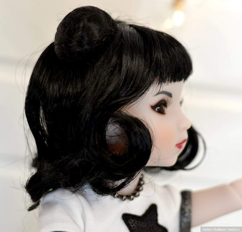 Ruby Red Никки — Куклы Ruby Red (Руби Ред) Fashion Friends: Siblies (фото 4)