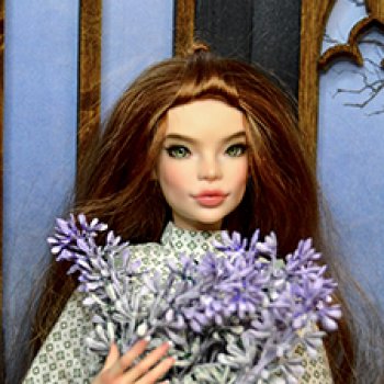 Новое платье для Миры