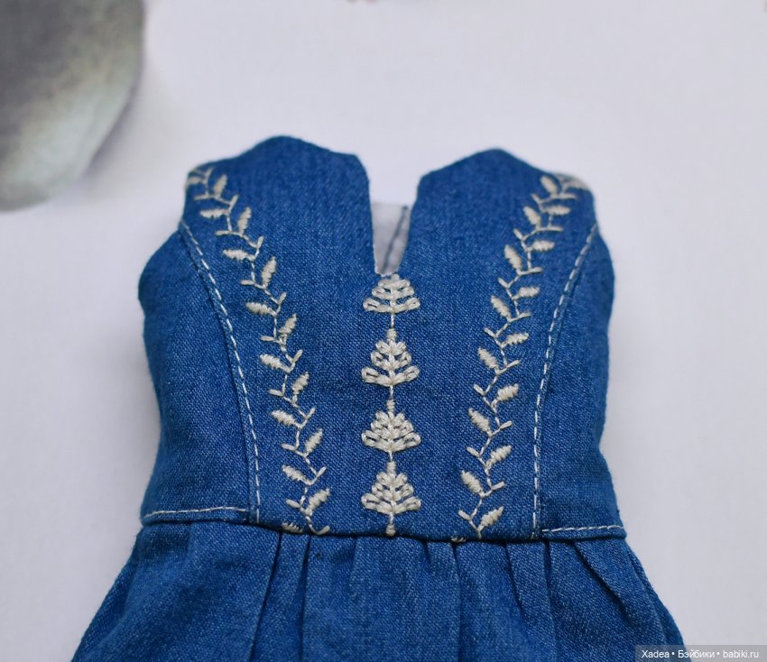Платье или сарафан — Одежда и обувь для кукол своими руками: фото (фото 6)