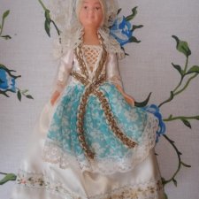 Лот винтажных дам от Petitcollin