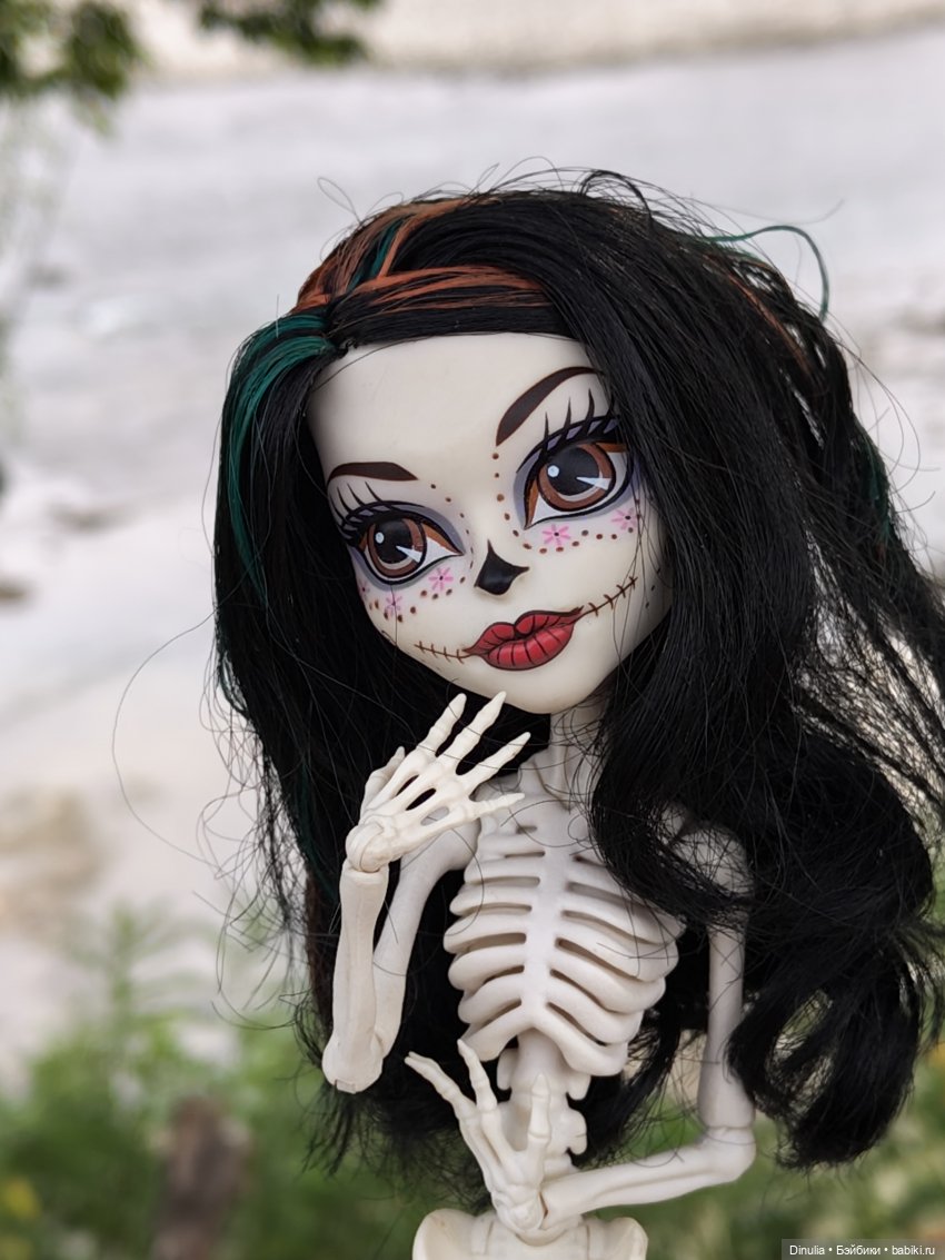 Скелита Калаверс гуляет — Куклы Monster High и Ever After High: G1 (фото 8)