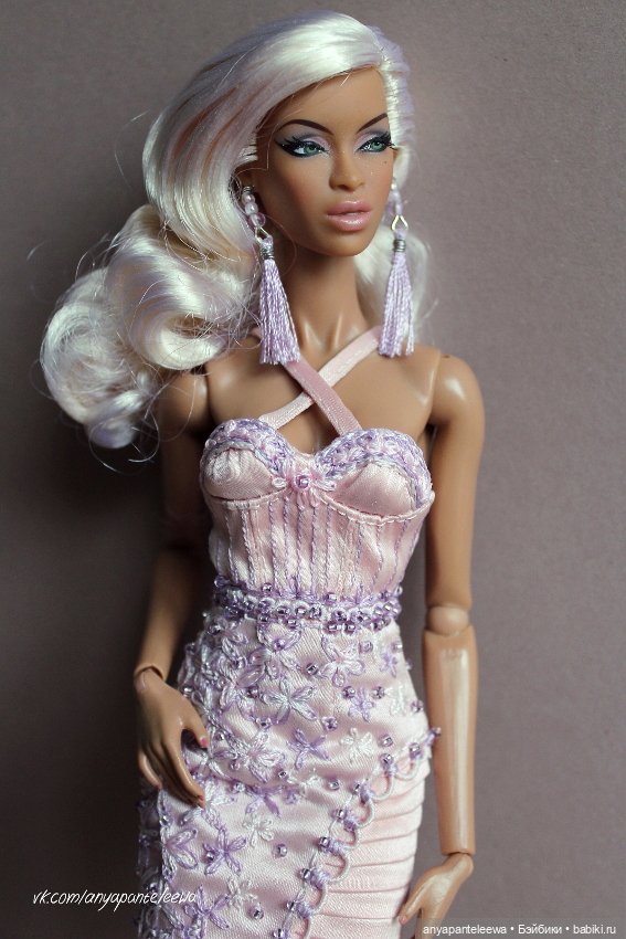 Узкое коктейльное платье или ноги от ушей | Бэйбики Узкое коктейльное платье или ноги от ушей (фото 7)