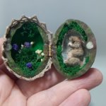 Микро зайка в орешке