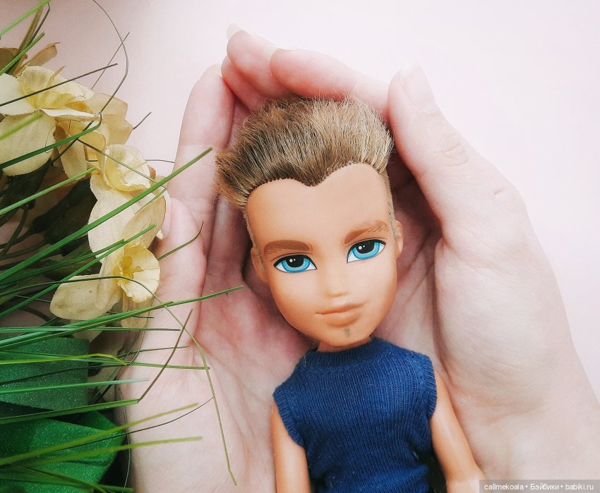 Кемерон. Bratz Boyz Neon Pop (Cameron)